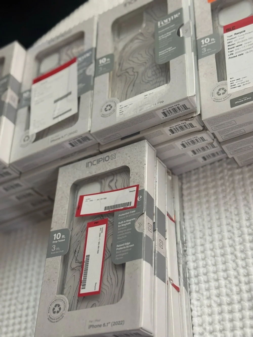 LOT OF 24 NEW INCIPIO IPHONE CASES FOR 14,14 Pro, 14 plus OPEN BOX